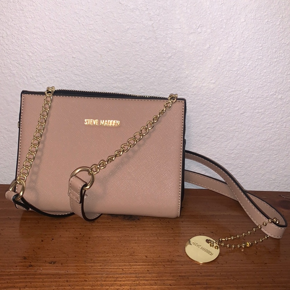 Steve Madden crossbody clutch, coffee color. Gold hardware